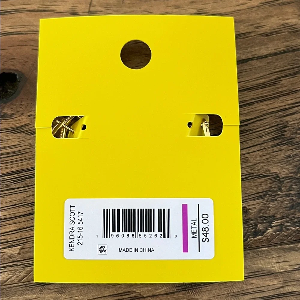 Kendra Scott Etta Open Frame 14K Gold Over Brass Statement Earrings - Gold
NWT - Picture 2 of 6